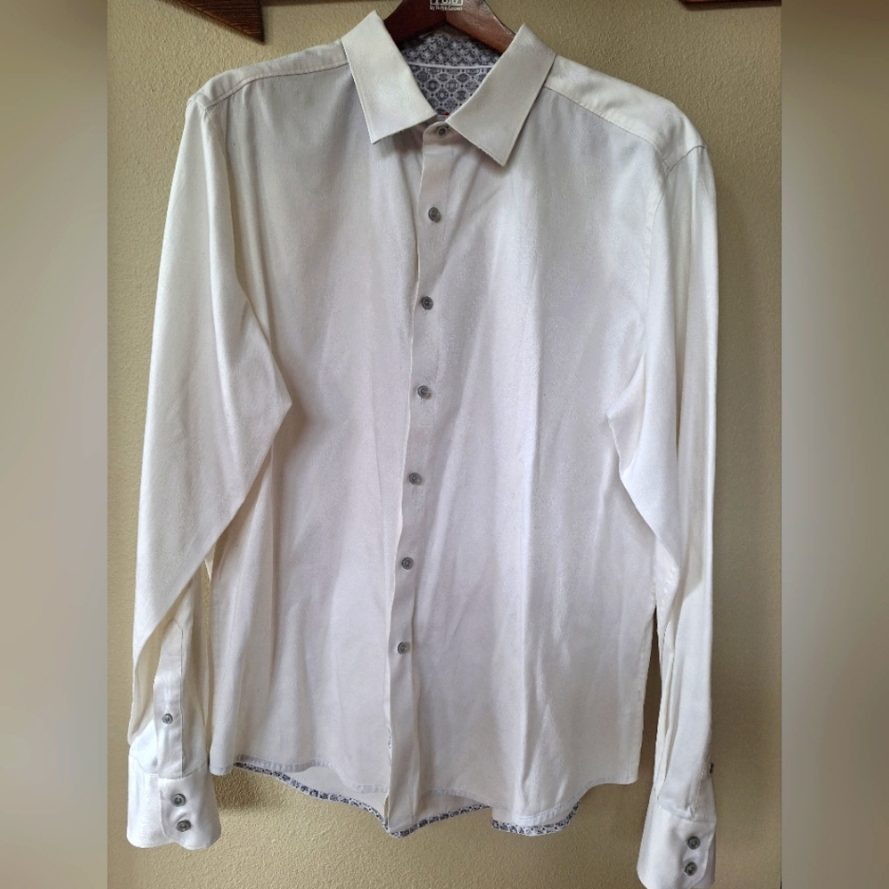 Classic Men's White Dress Shirt - Lightweight Button-Down